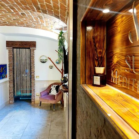 Suite Mediterraneo Чивитавеккья Экстерьер фото